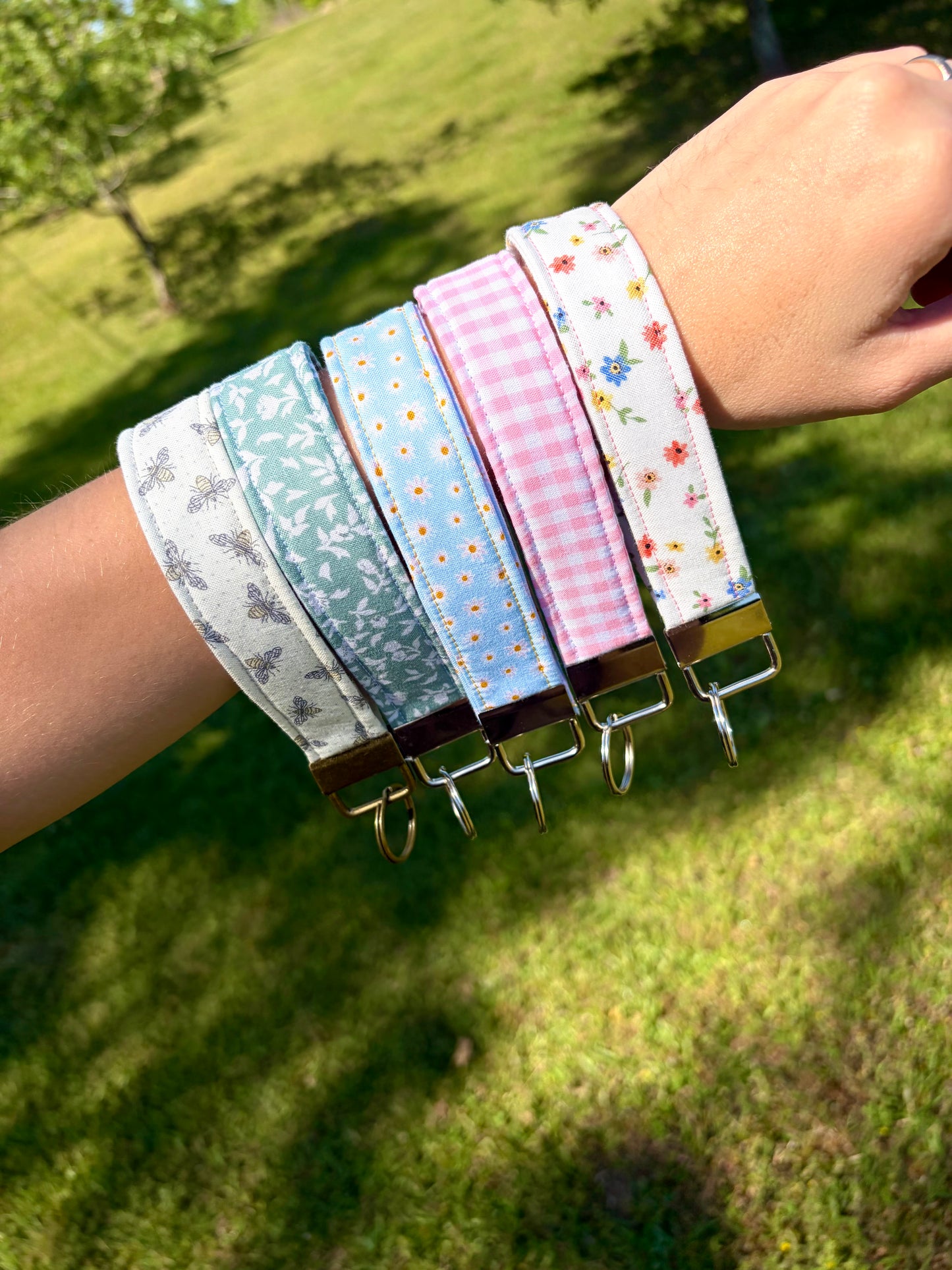 Busy Bee Keychain Wristlet
