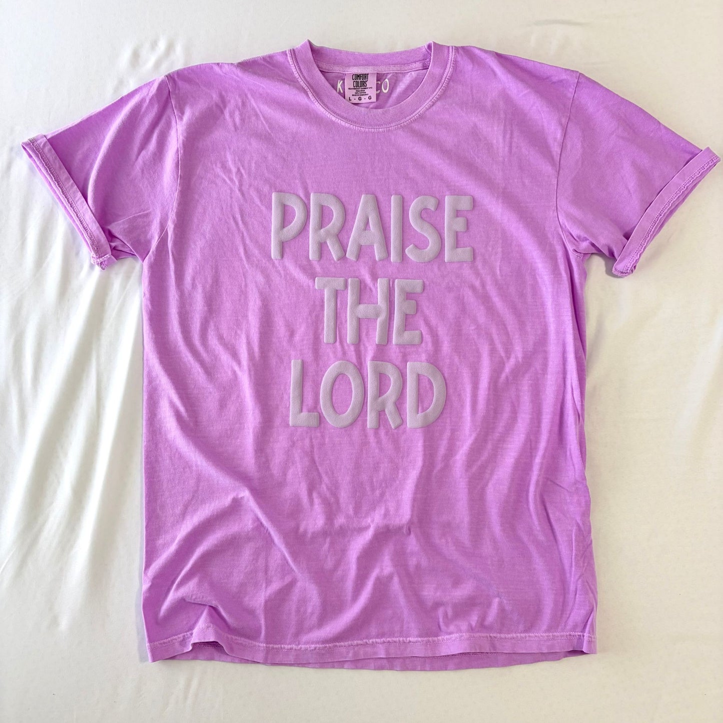 Lilac Praise the Lord Tee